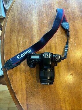 Canon Rebel X  Black DSLR Camera with Navy and Red Strap